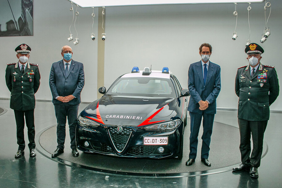 Alfa Romeo Giulia es la nueva patrulla de los Carabinieri, la fuerza armada militar italiana