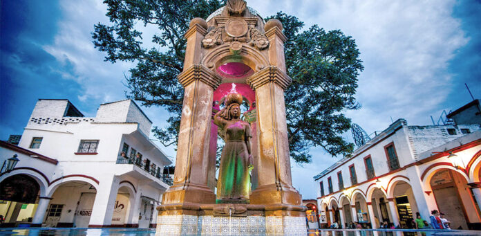 Michoacan_Jiquilpan_pueblo magico
