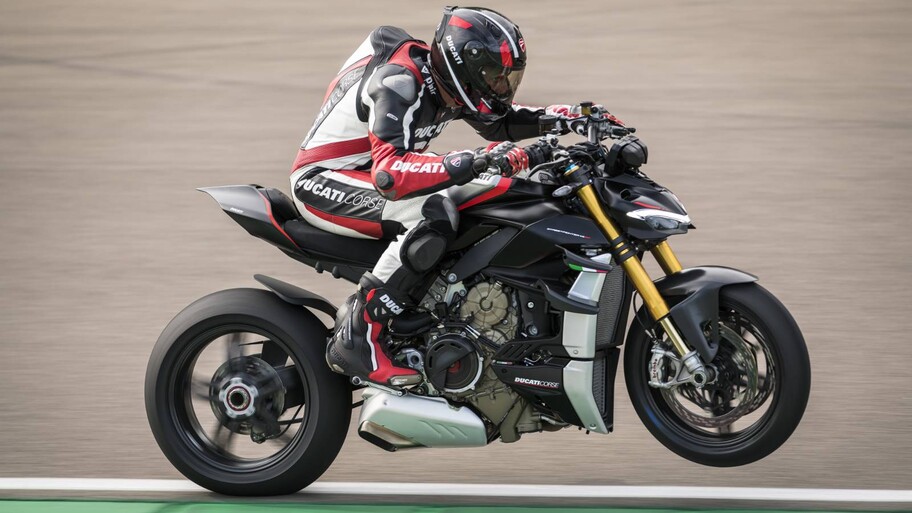 La Ducati Streetfighter estrena nuevas versiones para 2022