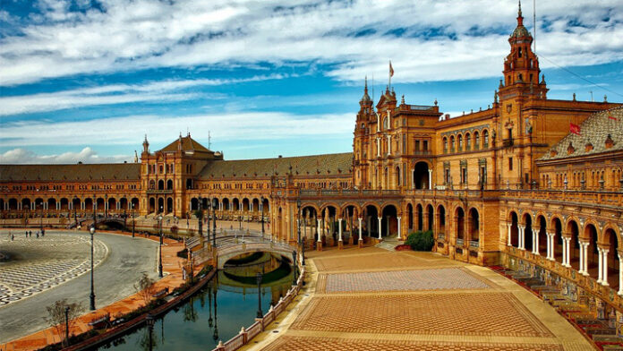 Las ciudades españolas que debes visitar este 2022 sevilla