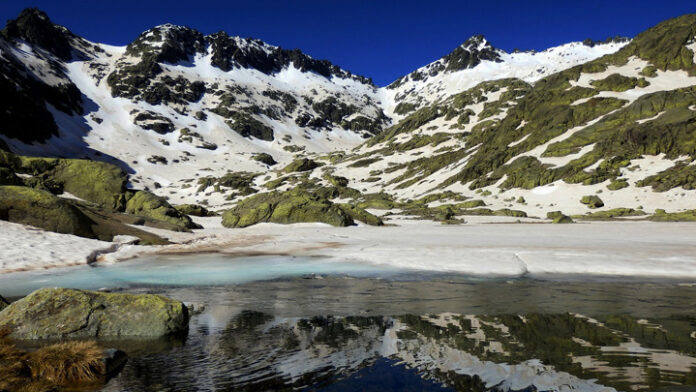 Destinos de interior para viajar y vivir una experiencia única sierra-gredos