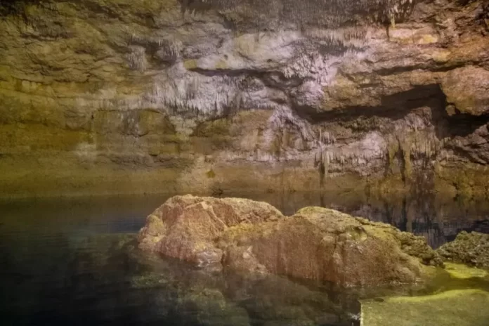 cenotes