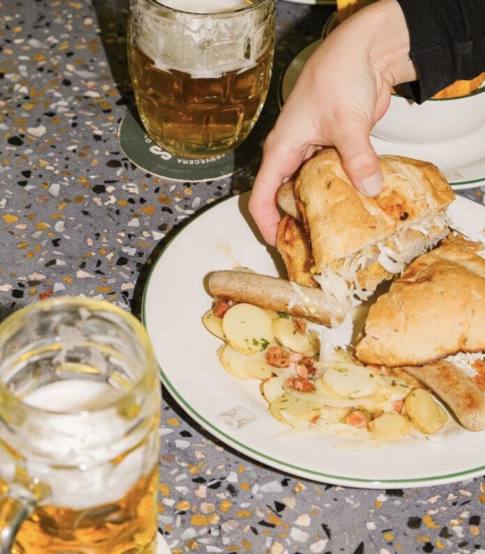 el-primer-tap-room-de-pura-cheve-lager-en-la-cdmx-3.jpg