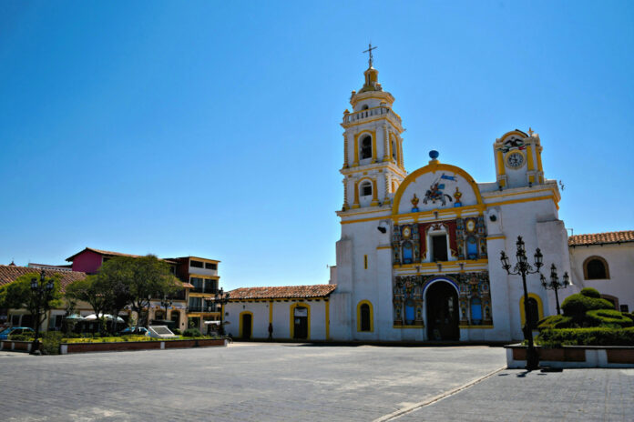 pueblitos-para-comprar-esferas-navidenas-chingahuapan.jpg
