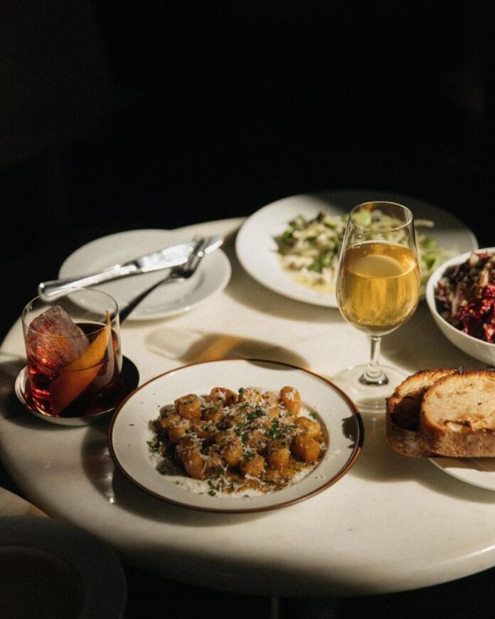 experiencias-romanticas-cdmx-hugoelwinebar.jpg