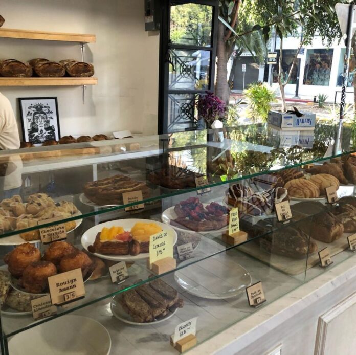 restaurantes-en-ventanas-cdmx-saintpanaderia.jpg
