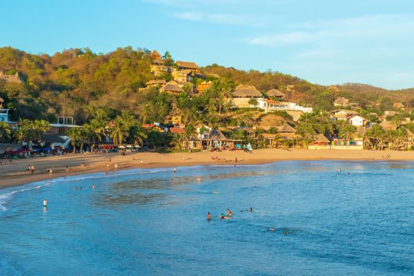 pueblos-magicos-hippies-wirestock-creators-shutterstockcom-mazunte.jpg