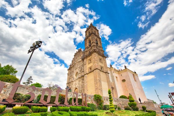 pueblos-magicos-helado-shutterstock-tepotzotlan.jpg